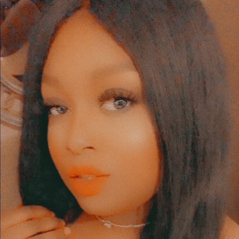 Meet your Posher, Vera